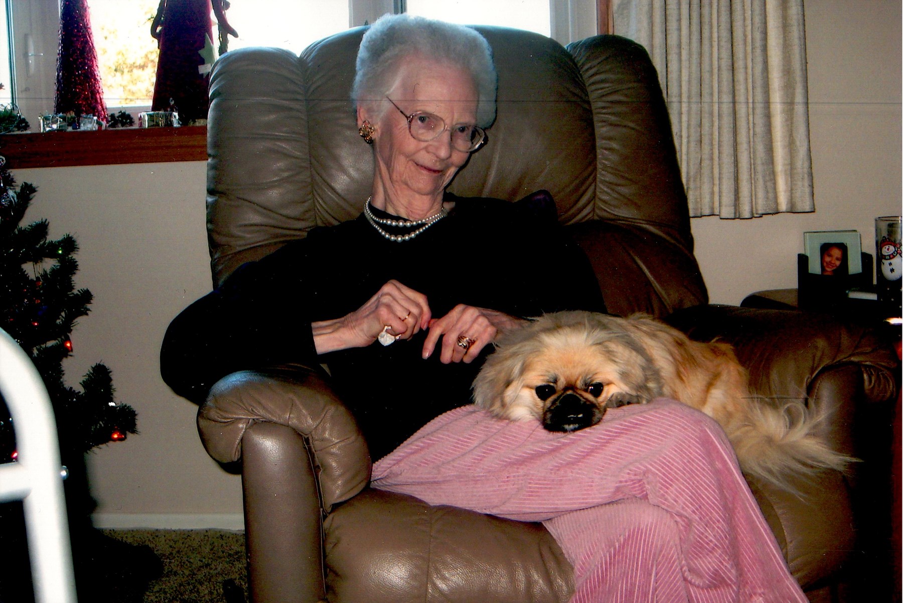 Obituary of Marguerite Ellen Drotts