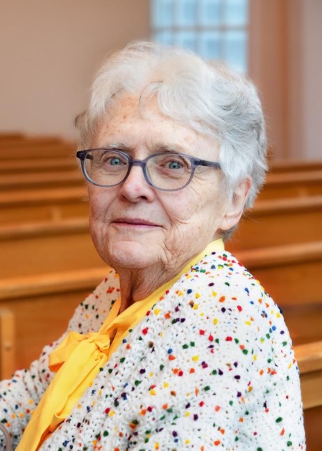 Obituary of Maureen Frances Walker