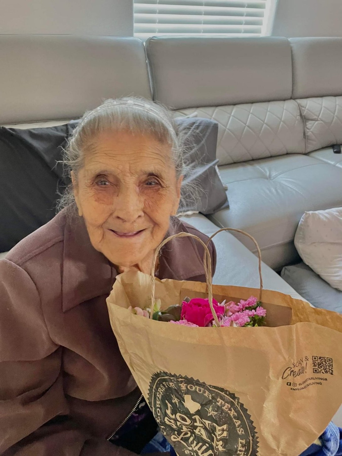 Obituary of Manuela Hernandez