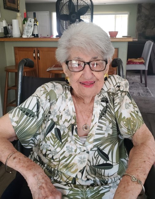 Obituary of Helen Alice Aguiar