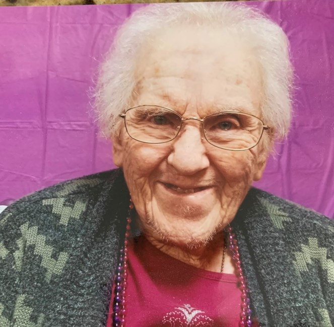 Obituary of June Marie (Laughlin) Howe