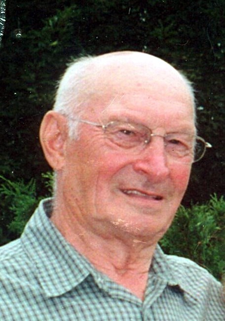 Obituario de Basil E. Cheney