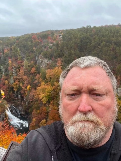Obituary of Robert Howard Moore