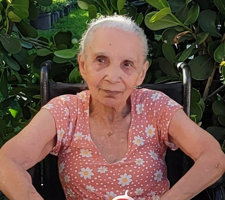 Obituary of Emma Padilla Santiago