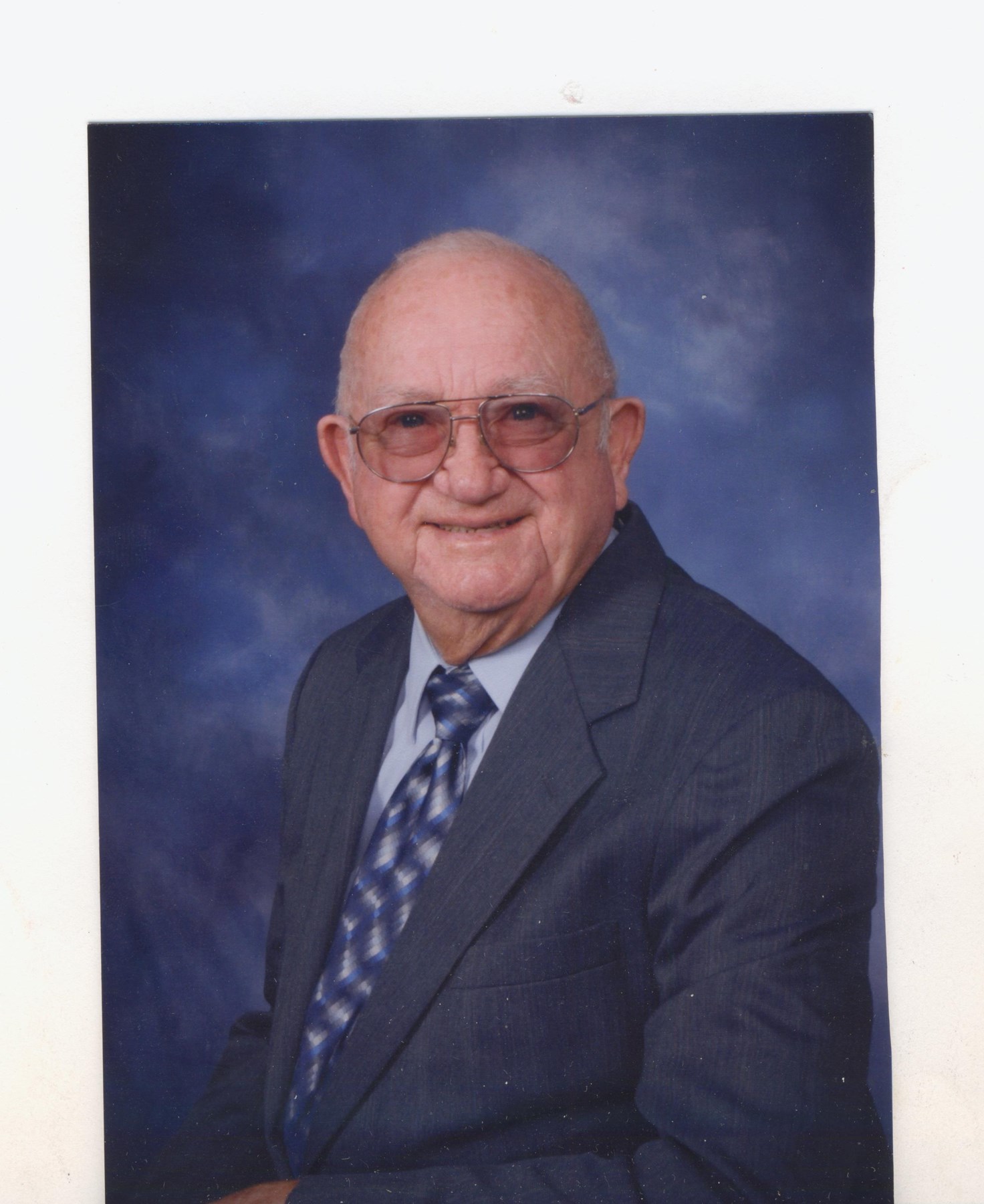 Obituary of Ray Danielson