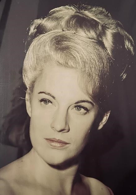 Obituary of Gladys Gast