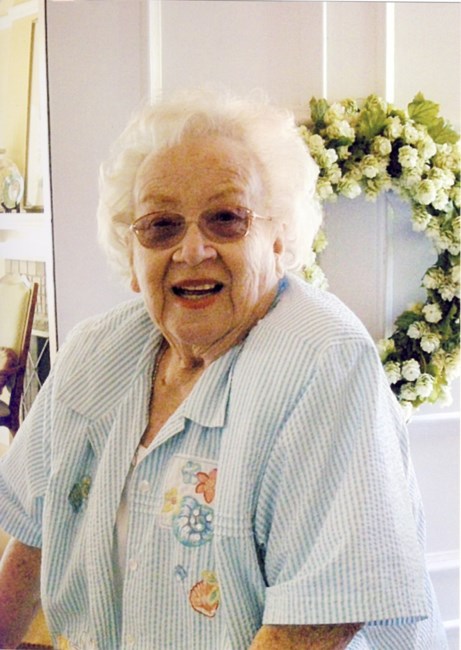 Obituario de Helen E. Davalos