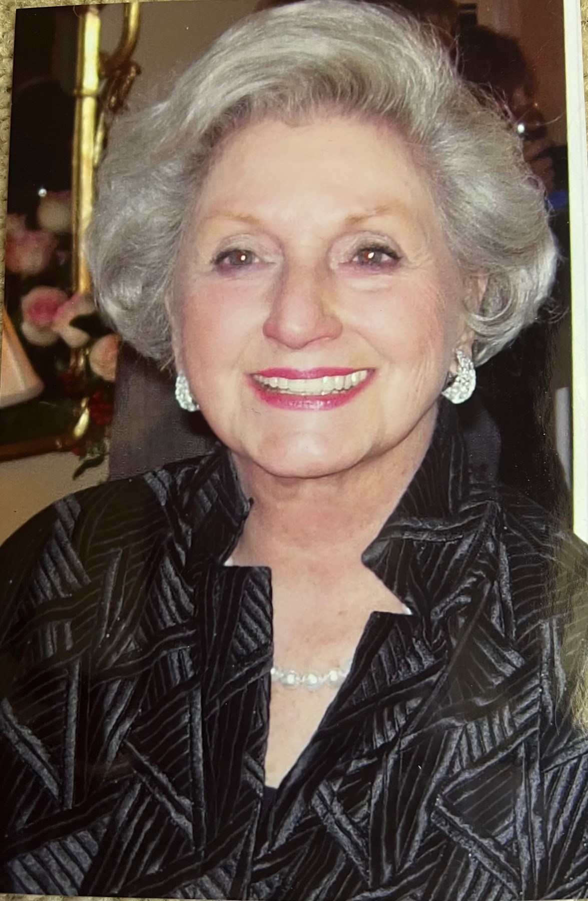 Obituary of Mary D Nichols