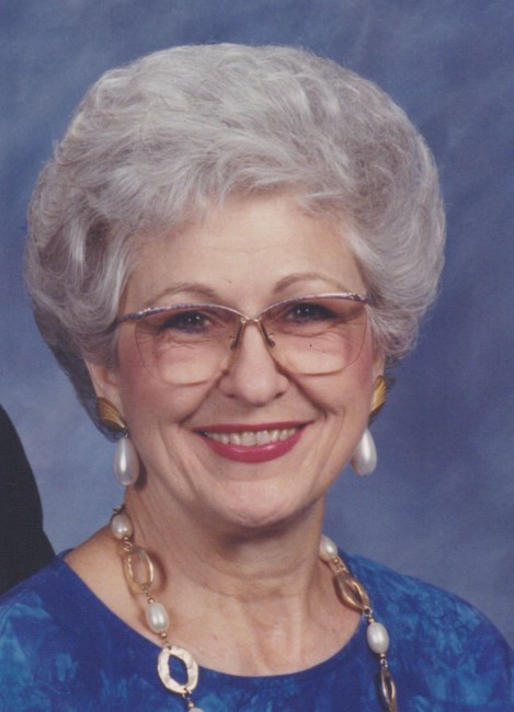 Obituary of Winnifred Lee Pierce Courtney
