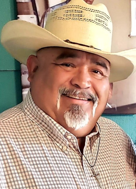 Obituary of Arturo "Turi" Hinojos