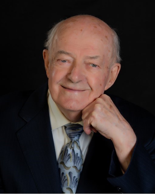 Obituary of Rayvin Lester Straub