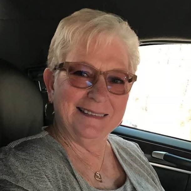 Obituary of Vivian Gray