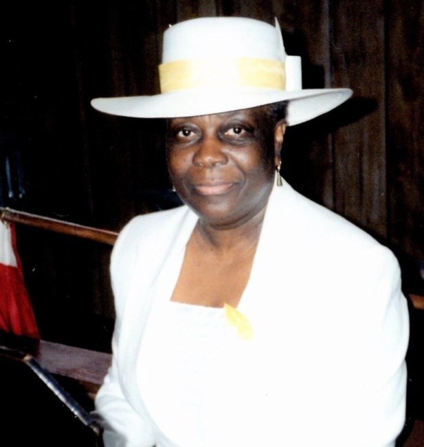 Obituary of Winnifred Mae Lee-Rose