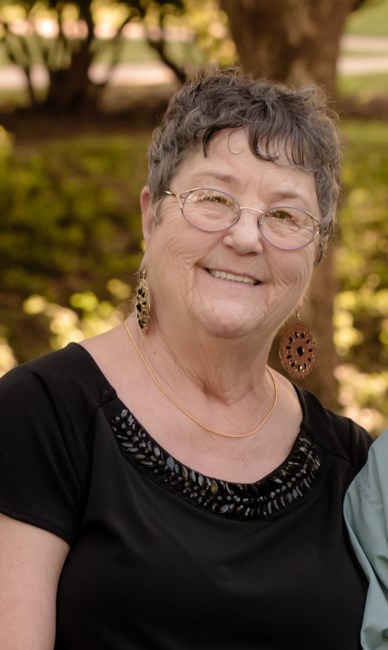 Obituary of Lois Mills