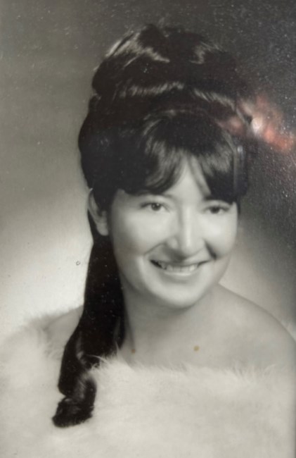 Obituary of Esperanza Alba