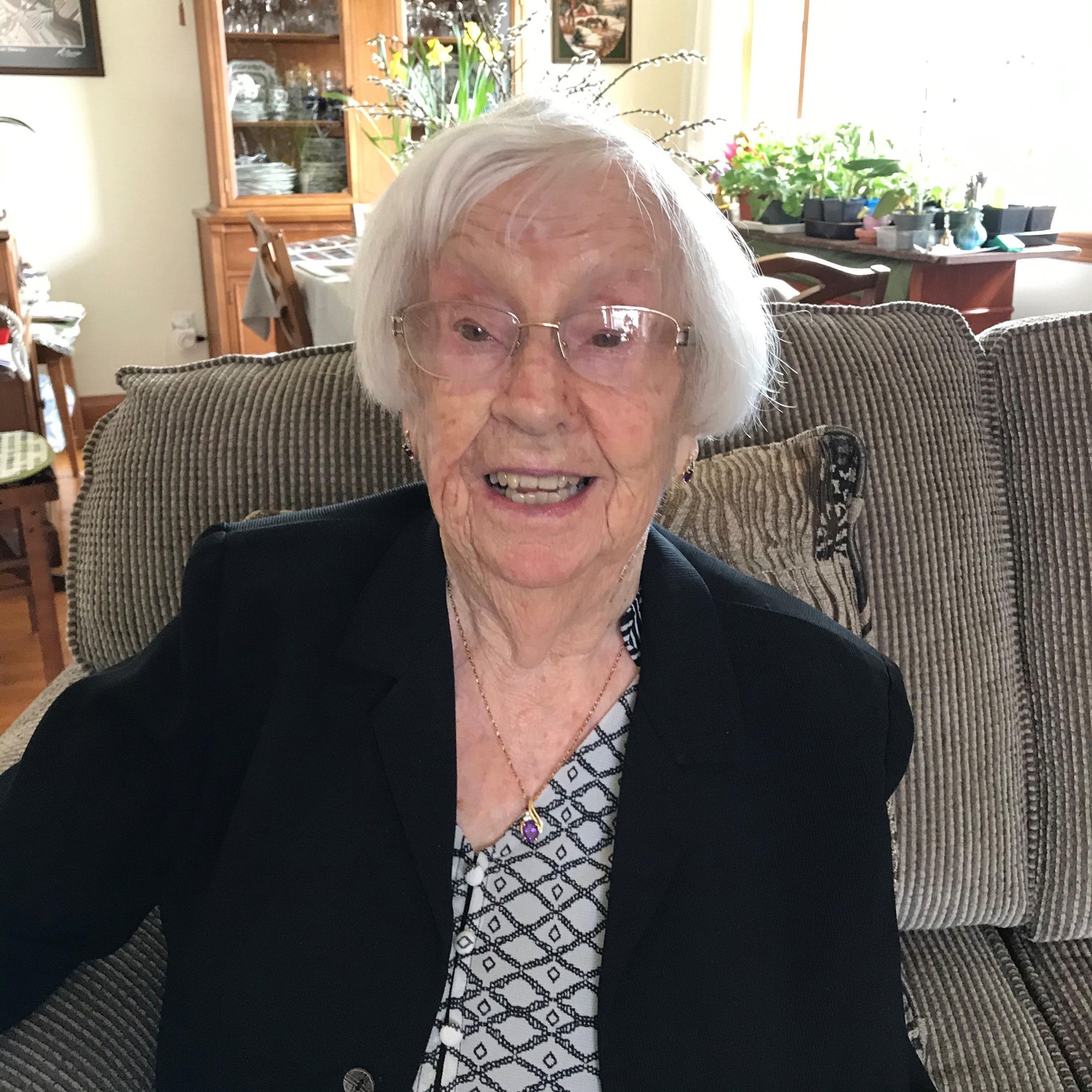 Obituary of Marjorie Lenore Russell