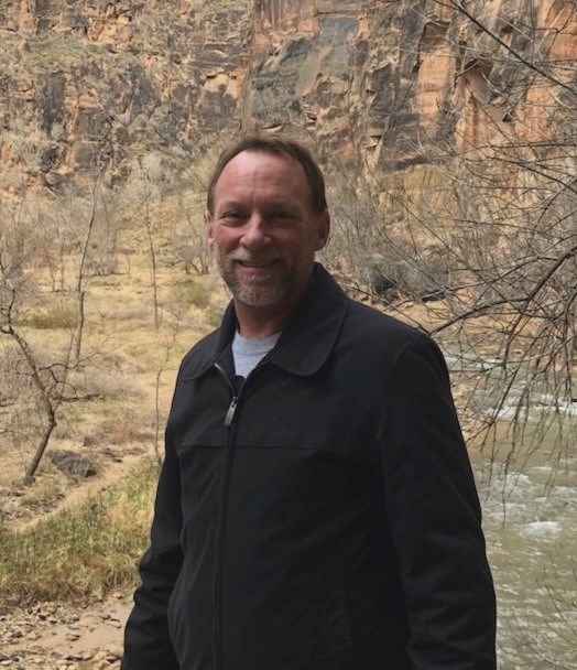 Obituary of William J. Van Houten Jr.