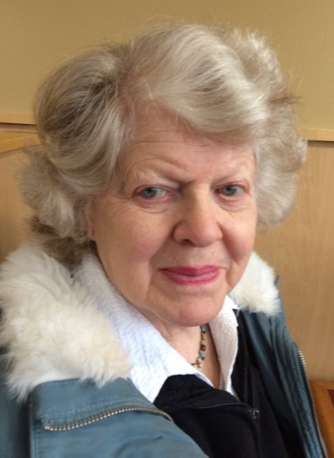 Obituary of Mary Ruth Hesketh (nee Andrews)