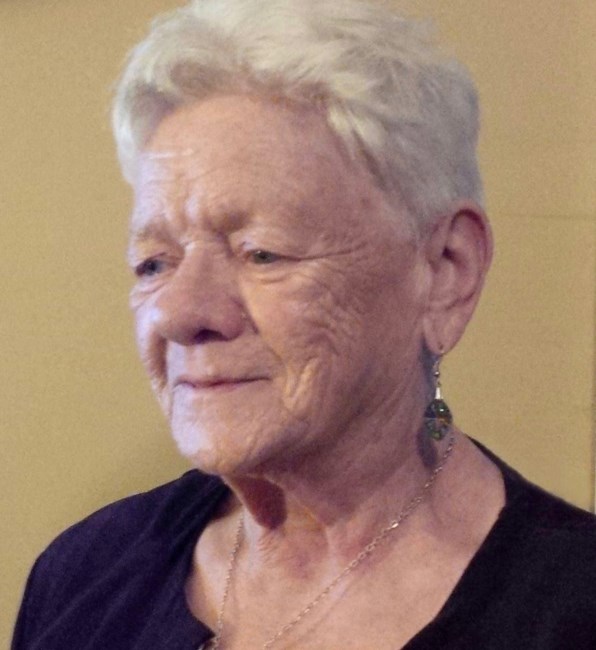 Obituario de Anne Helena MacMillan