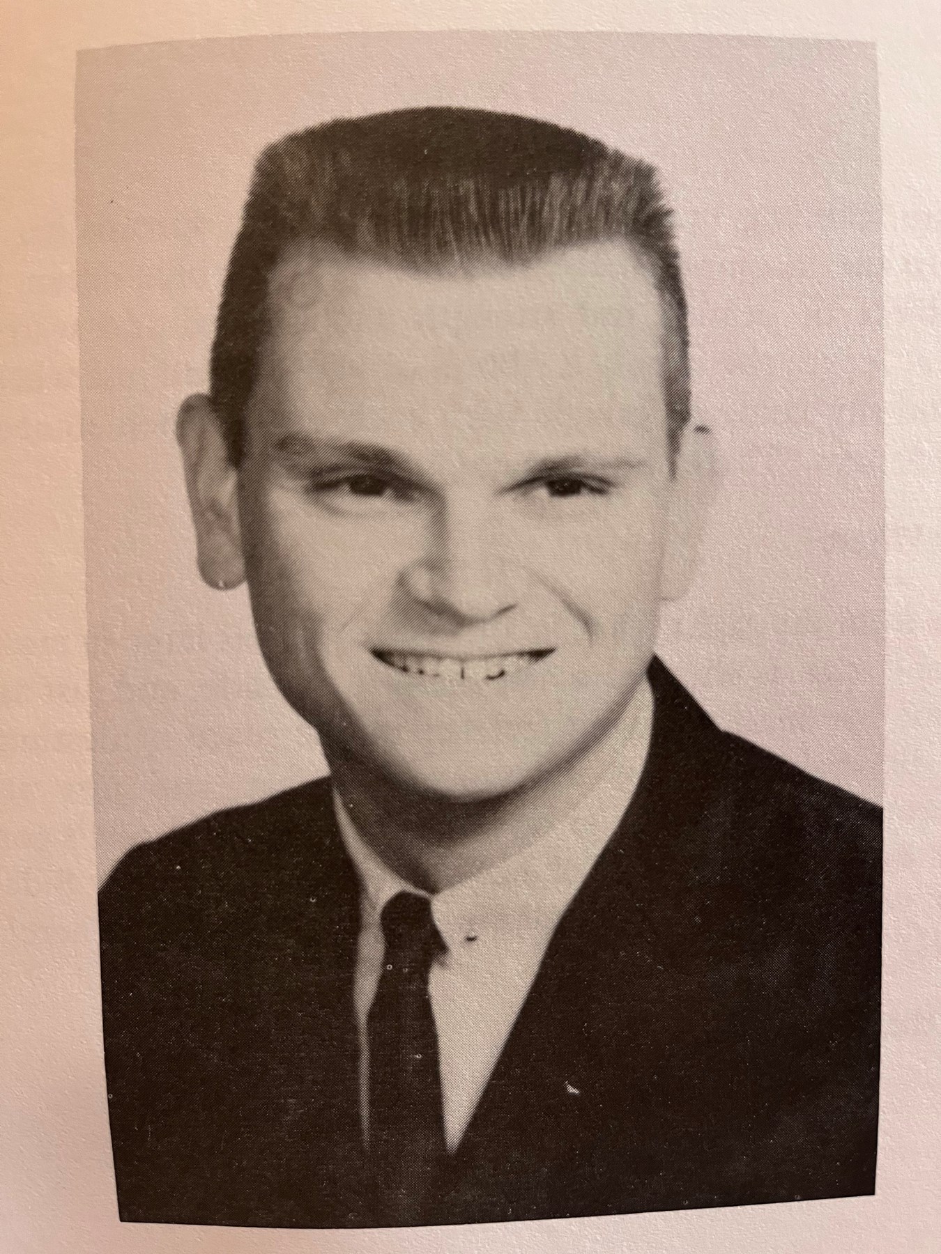 Obituary of Dr. Robert Alden Howland Jr.