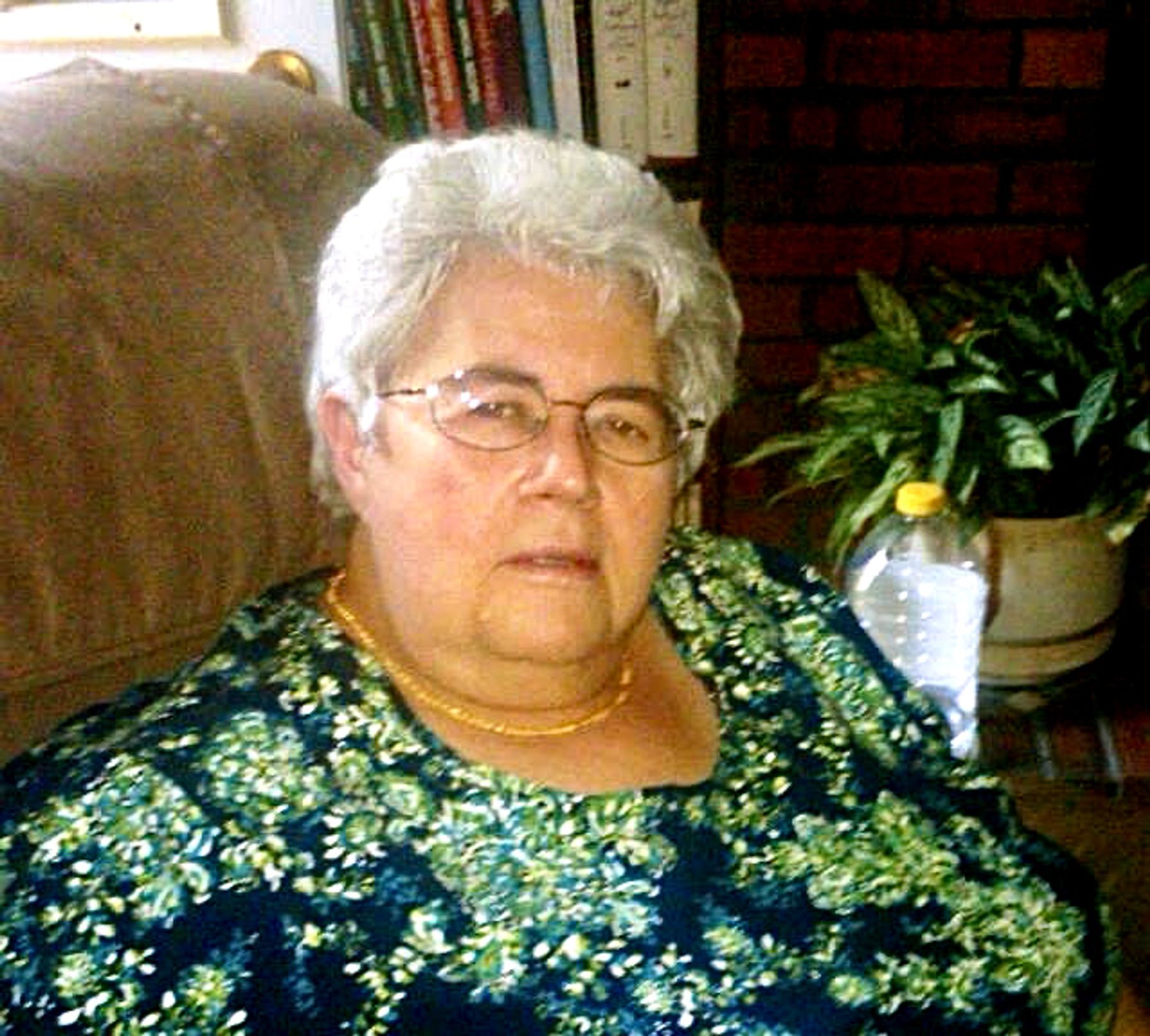 Obituary of Myrle Mortazavi