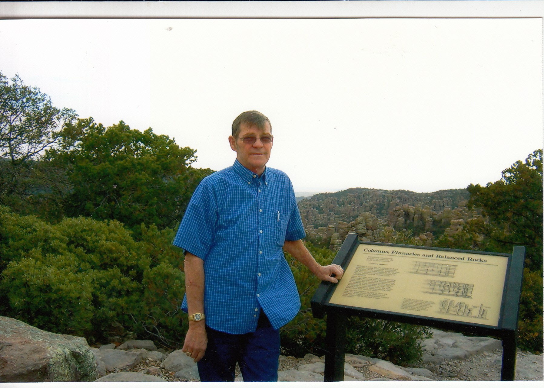 Obituary of Robert Dean Tedder