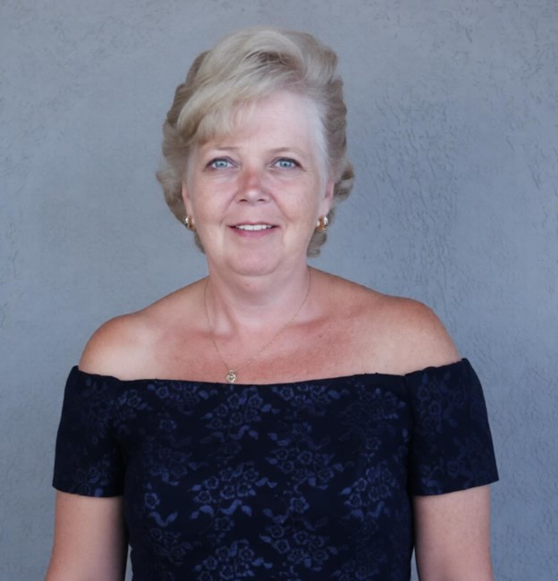 Obituary of Elaine Grace Russell