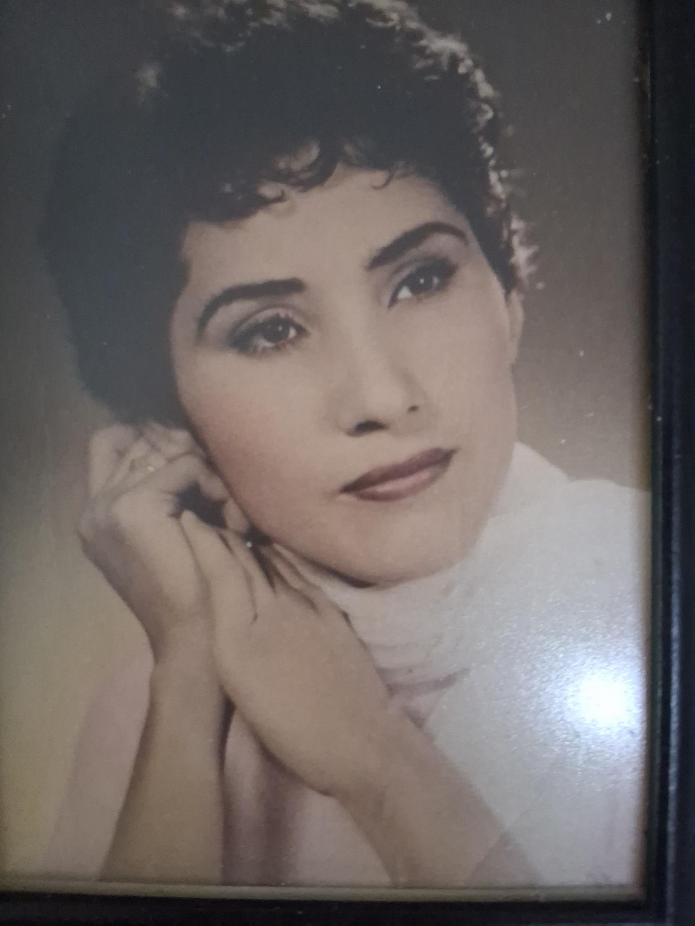 Obituary of Gloria Ruiz