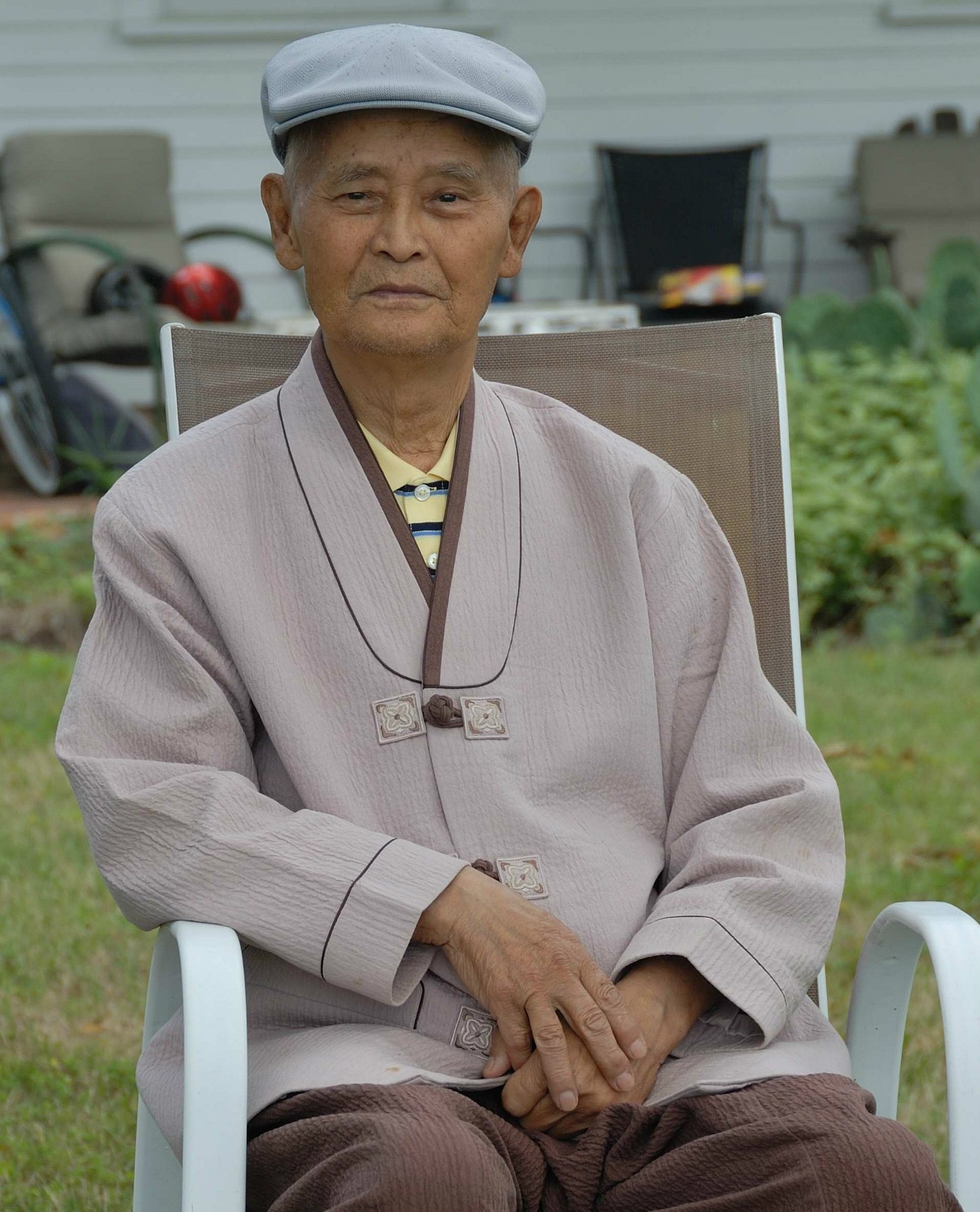 Obituary of Yun Je Cho