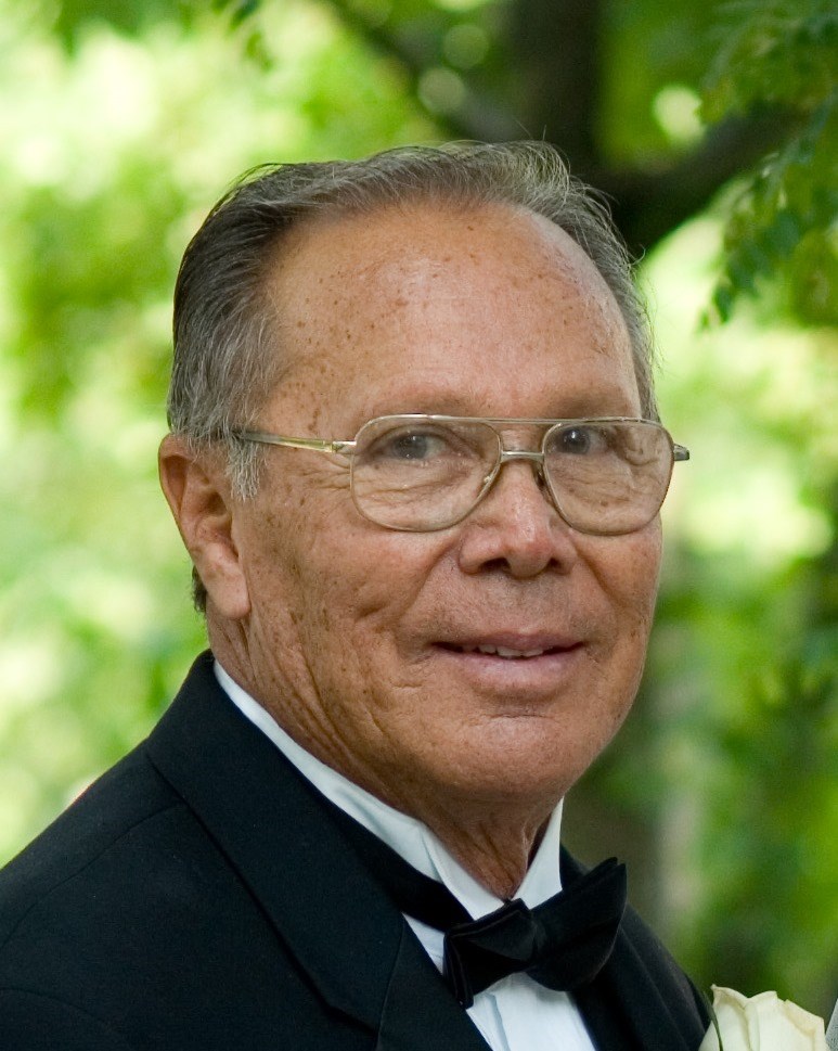 Obituary of Oscar A.. Mora