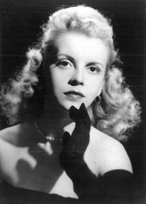 Obituary of Mary Louise Starke