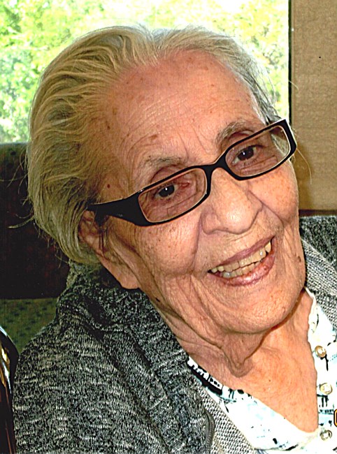 Obituario de Mary V. Cardoso