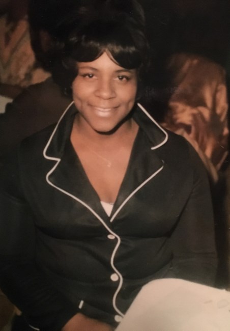 Obituary of Elaine Stoglin