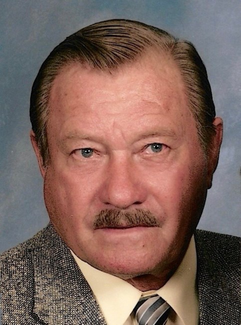 Obituario de Victor Molnoskey