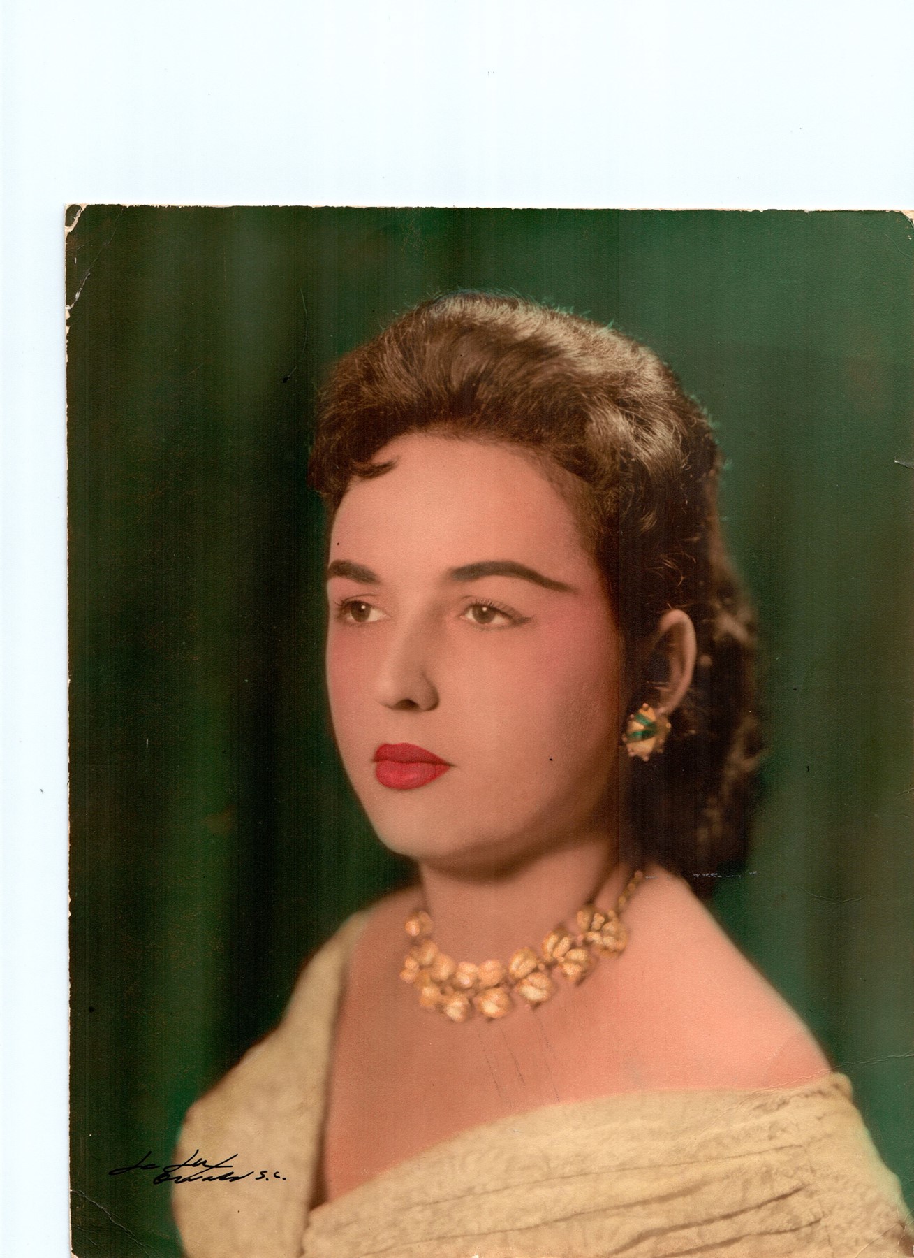 Obituary of Rogelia R. Riveron