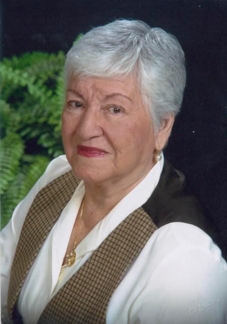 Obituary of Julia Sandoval Ragusa