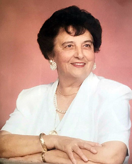 Obituary of Madeline "Lyn" Cannavino