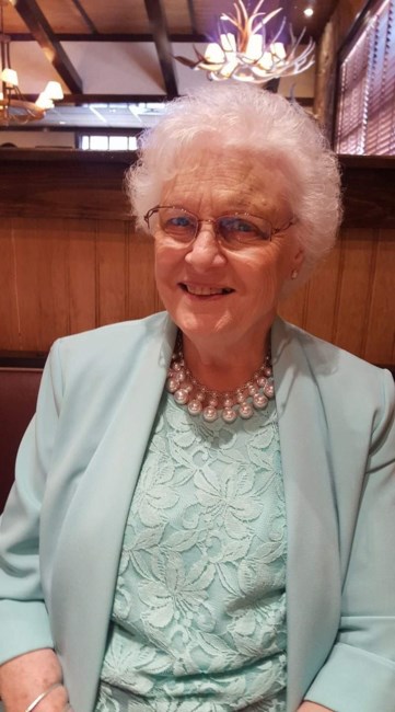 Obituary of Peggy J. Ross
