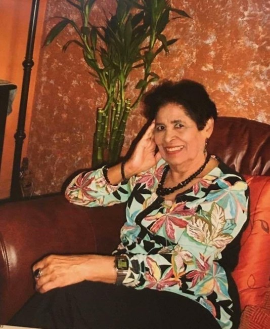 Obituary of Genoveva Mejia