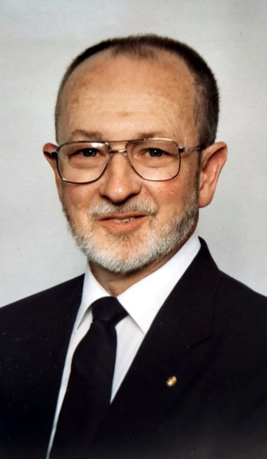 Obituario de Mr. Robin Adair Jarrell