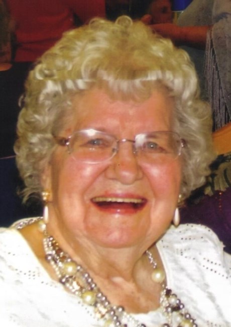 Obituary of Theresa Baciewski Sarayusa