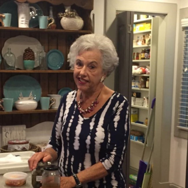 Obituary of Elizabeth "Bette" Rogerson Auld