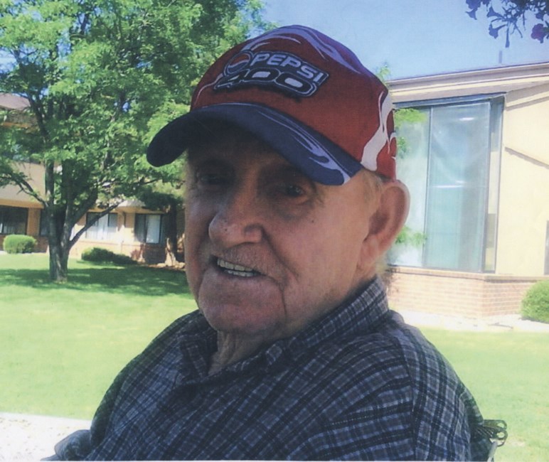 Obituary of Lloyd "Red" Hesser
