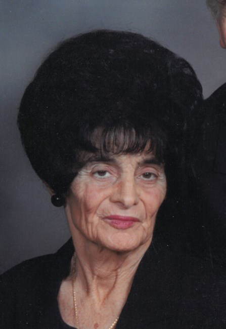 Obituary of Angela E. Manias