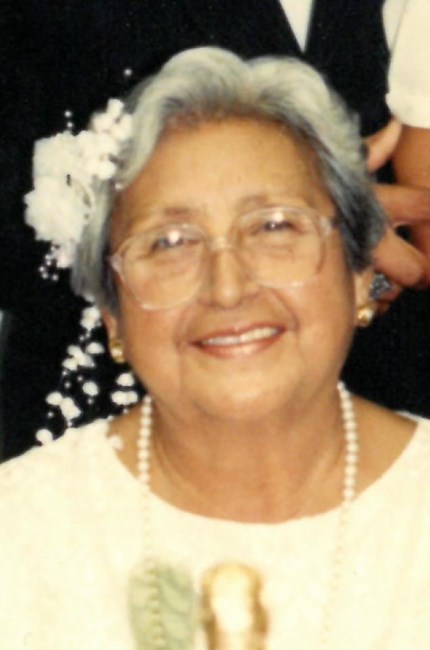 Obituario de Amalia R. Santos Coronado