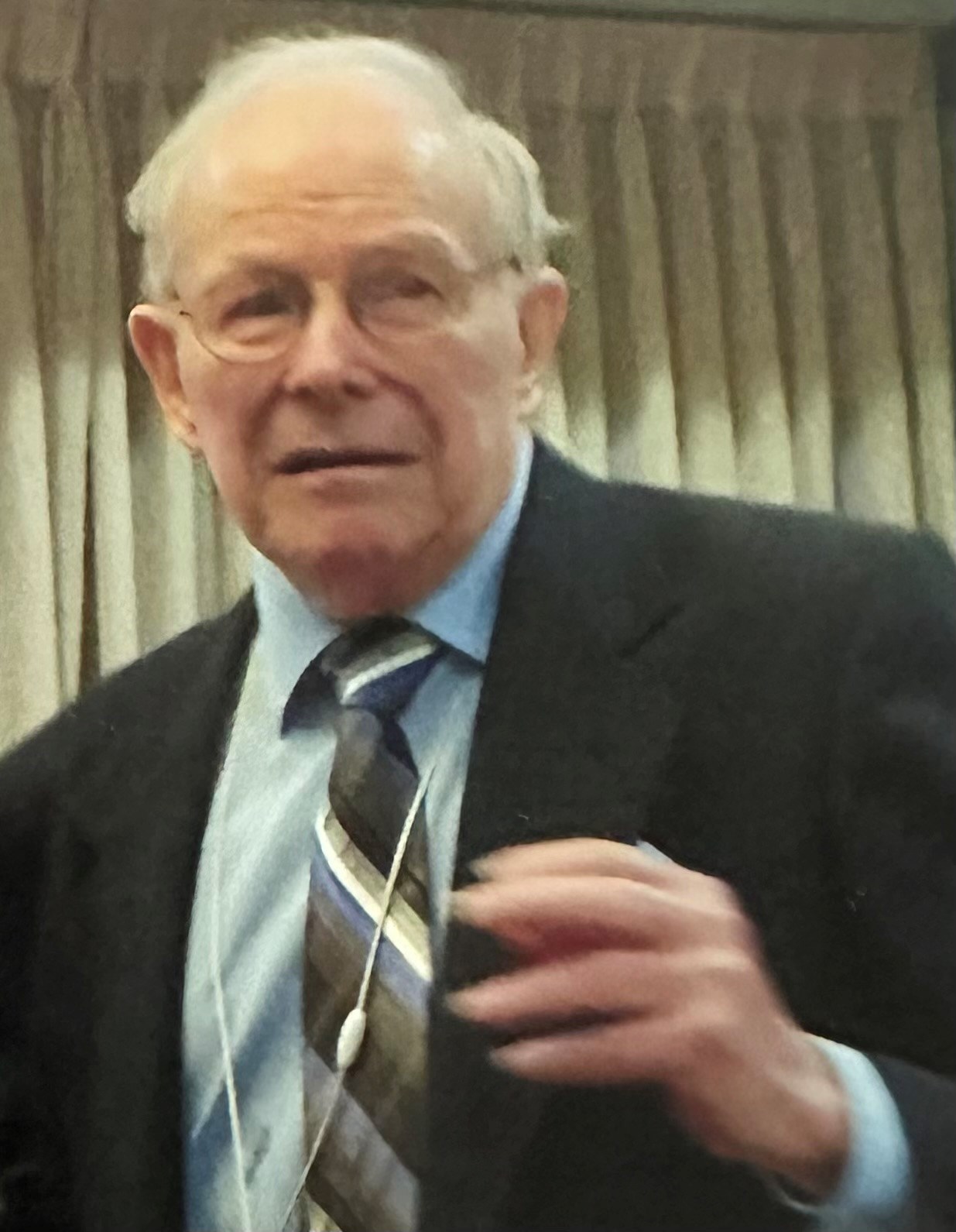 Obituary of Leon Golden