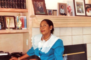 Obituary of Claircina "Kekette" (Charles) Raymond