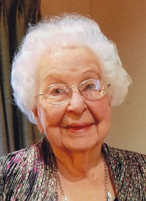 Obituary of Mildred "Maxine" Smith
