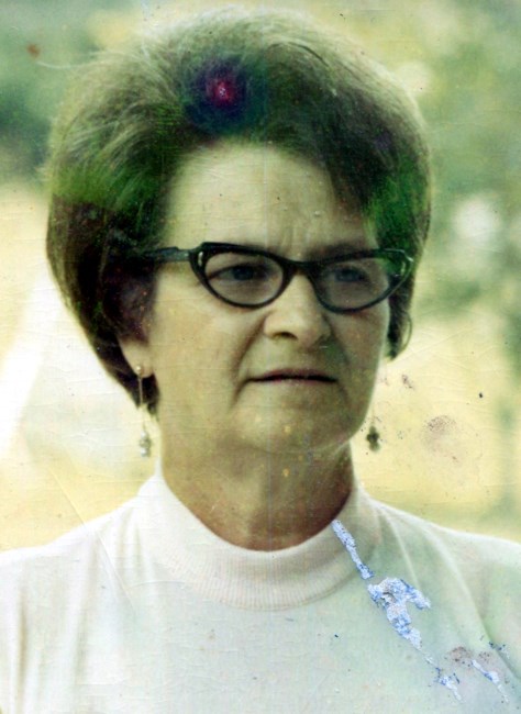 Obituary of Elizabeth Layne Huggins