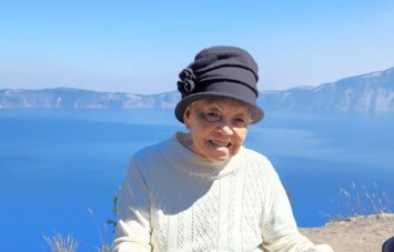 Obituary of Lang Chau